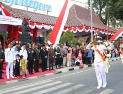 Upacara Penurunan Bendera HUT ke-81 RI di Bojonegoro Berlangsung Khidmat, Semangat Nasionalisme Tetap Menyala