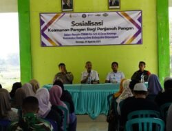 Wujudkan Generasi Sehat dan UMKM Naik Kelas: Satgas TMMD 129 Bojonegoro Bersama Dinkes Edukasi Keamanan Pangan di Kesongo