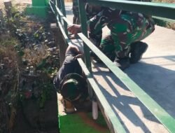 Menyambung Asa di Atas Sungai: Satgas TMMD 129 Bojonegoro dan Warga Wujudkan Jembatan Brang Etan