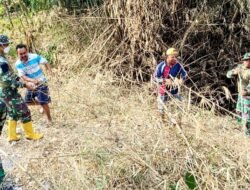 Merawat Lingkungan, Membangun Masa Depan: Satgas TMMD 129 Bojonegoro dan Warga Bersih-Bersih Sungai Kesongo