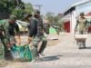 Wujudkan Fasum Nyaman: Satgas TMMD 129 Bojonegoro Bersih-Bersih Kawasan Rest Area Terpadu