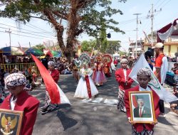 Semangat Perjuangan Membara di Pawai Budaya Kedungadem, 47 Grup SD/MI Tampil Memukau