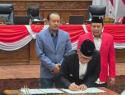 Rapat Paripurna DPRD Bojonegoro, PAN BNR Desak ADD 12,5 Persen Dievaluasi