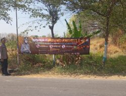 Polsek Kedungadem Pasang Banner Waspada Karhutla, Warga Diimbau Tak Bakar Sampah Sembarangan