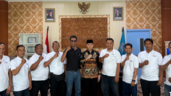 Dukung SMSI Lamongan, Wabup Dirham Tekankan Pentingnya Pers sebagai Kontrol Pemerintah